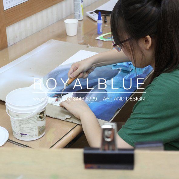 RISD Ceramics Department: Deep Dive - Royal Blue Art 작업 공간