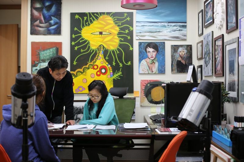 Portfolio review session at Royal Blue Art & Design studio in Apgujeong Seoul - Korean students preparing for US art school admissions